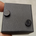 Pendientes Negros Magnéticos - Producto de alta calidad para tu hogar