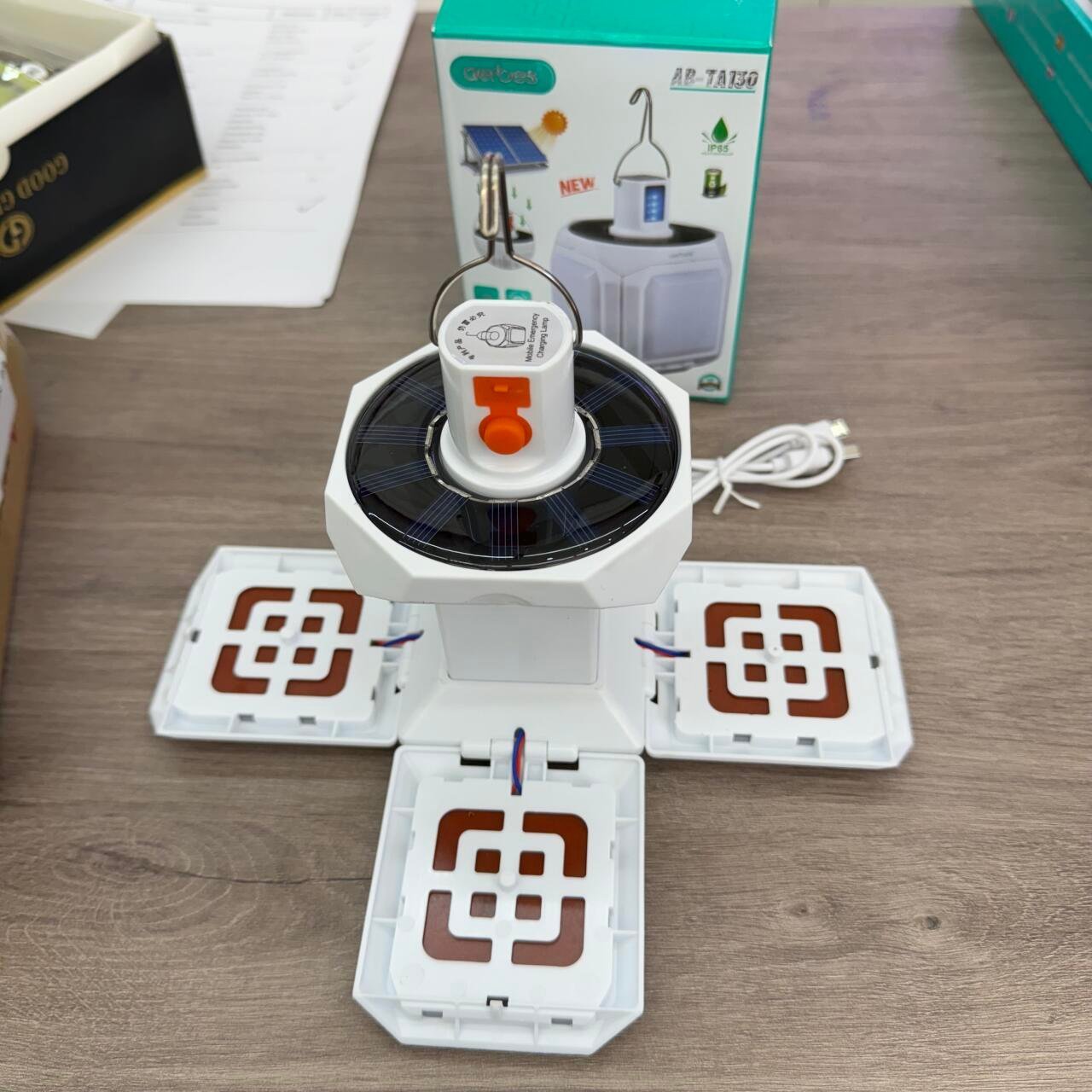 Lámpara solar desplegable y recargable - Producto de alta calidad para tu hogar - Imagen 2